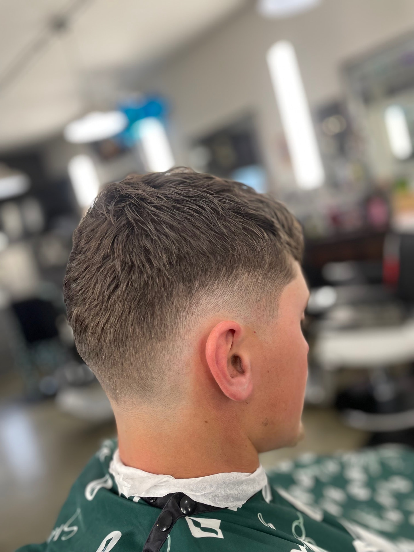 Textured crop with a clean taper by Daniel
